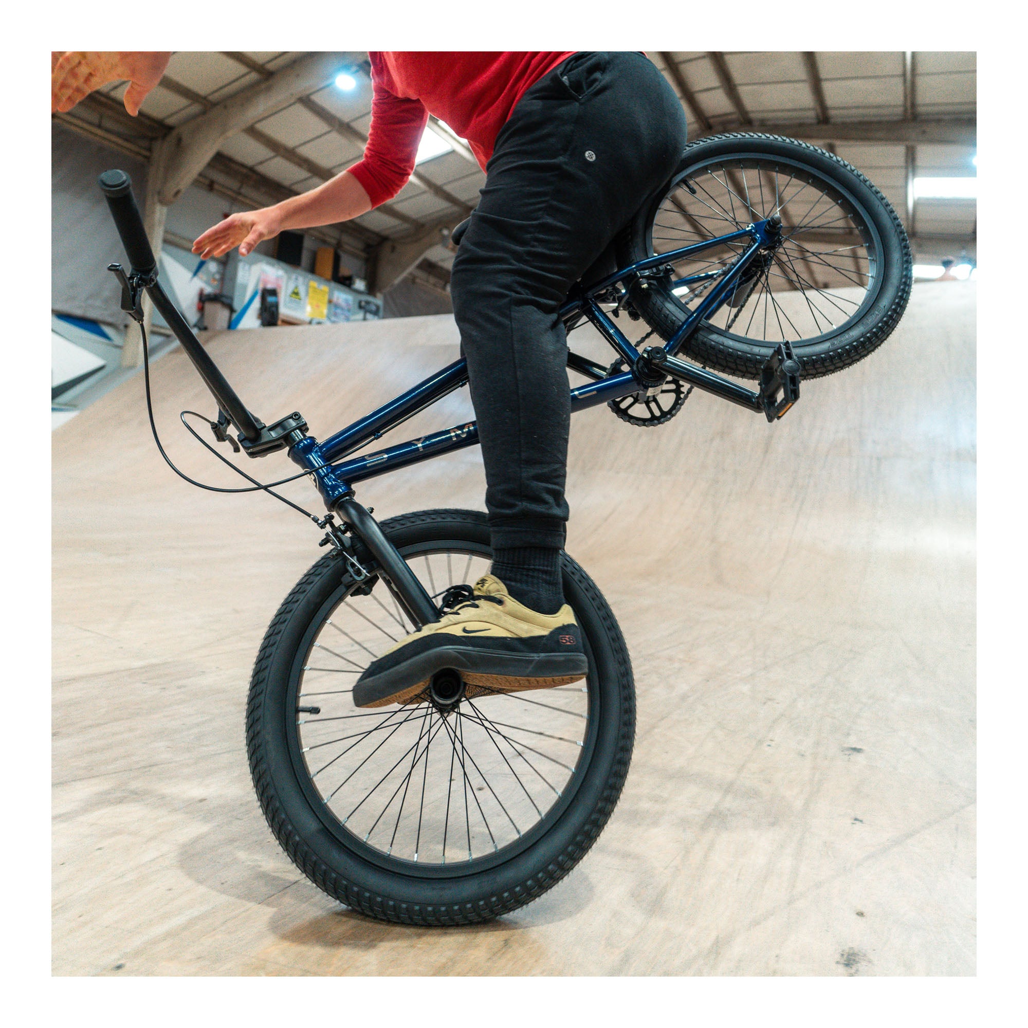 Huffy Symbol Freestyle 20-inch BMX Bike - Blue Abyss