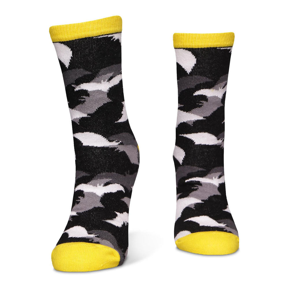 DC COMICS Batman Dark Knight, Bats, Silhouette Unisex Crew Socks - 3-Pack