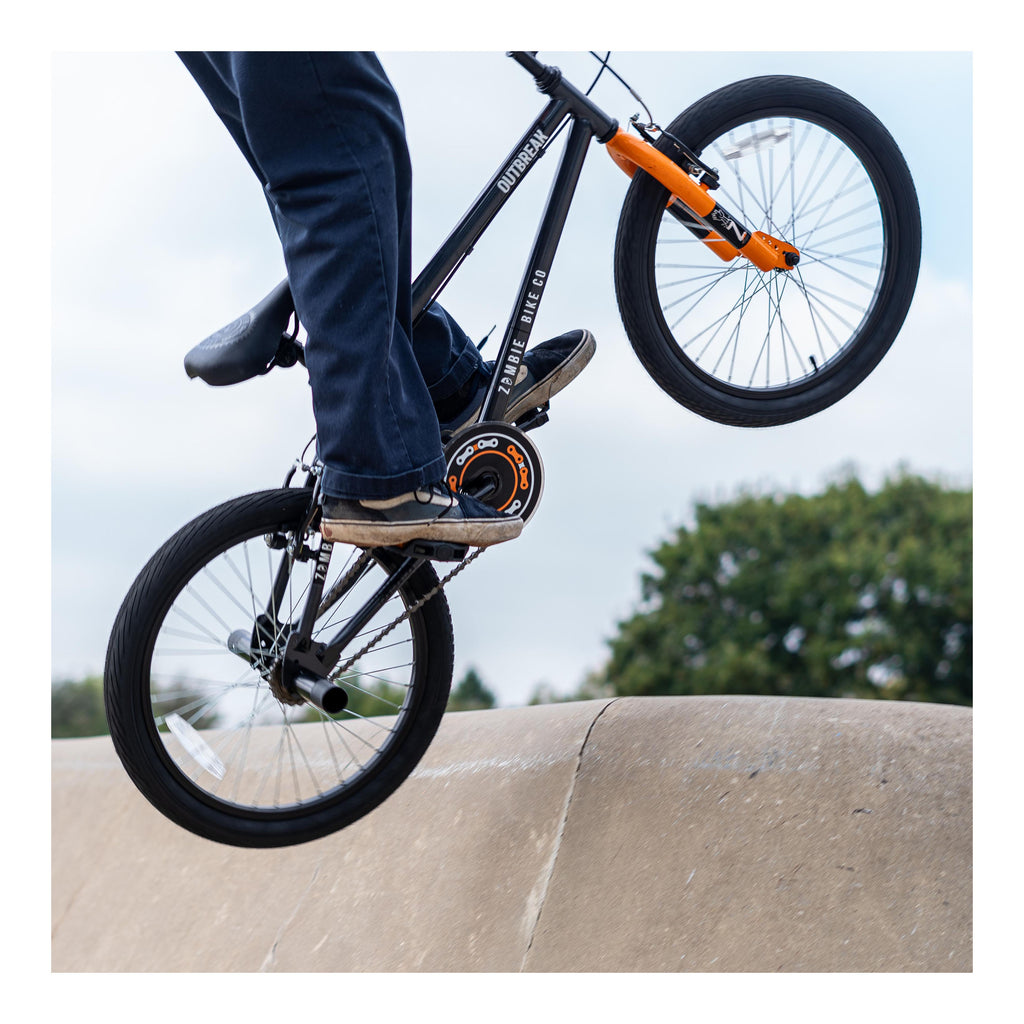 Zombie Outbreak 20-inch BMX Bike - Dark Grey/Orange
