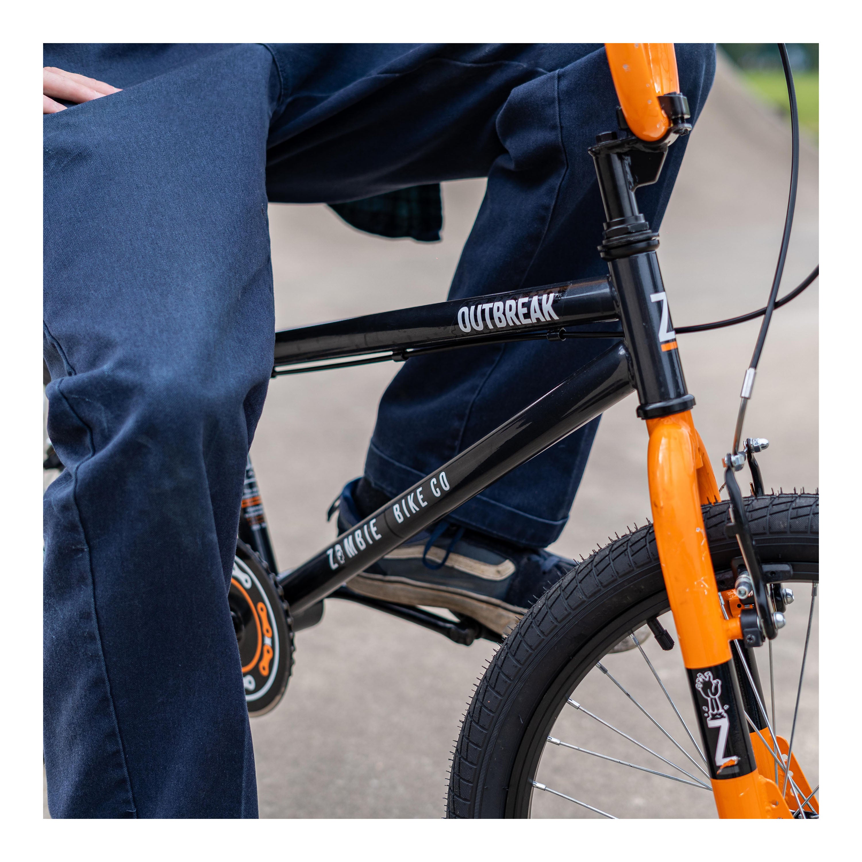 Zombie Outbreak 20-inch BMX Bike - Dark Grey/Orange