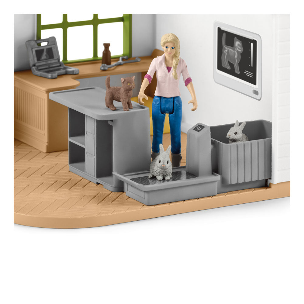 Schleich Farm World Veterinarian Practice with Pets