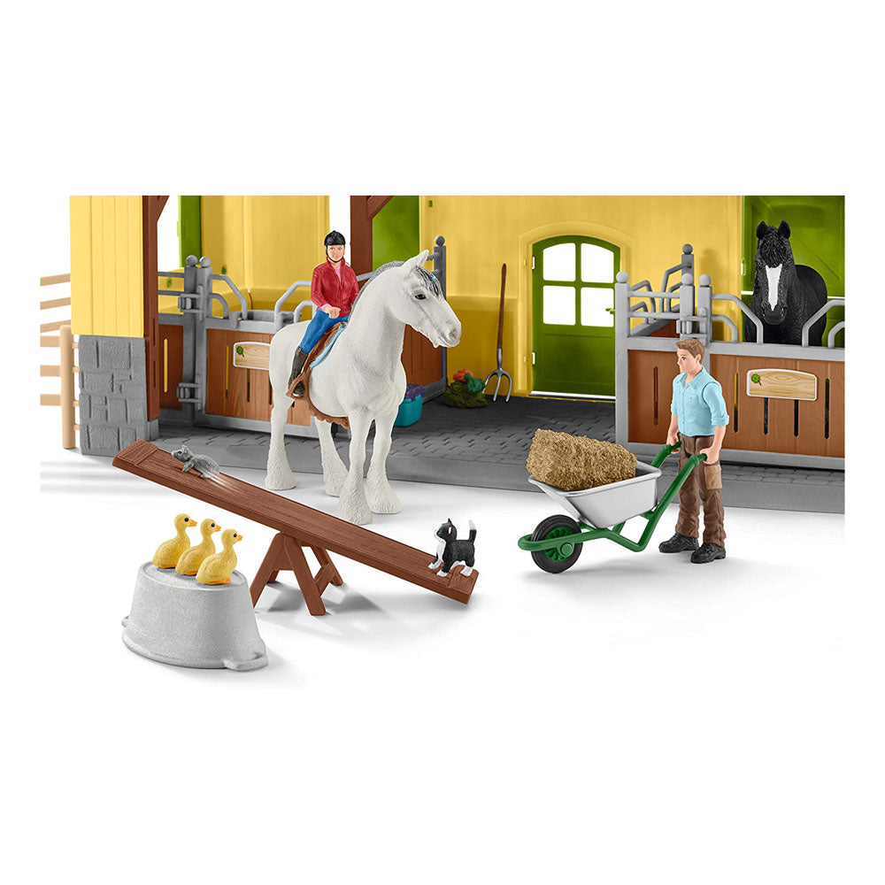 Schleich Farm World Children's Horse Stable with Accessories